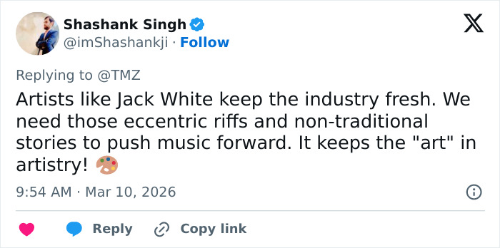 Tweet praising White Stripes vocalist Jack White for his impact on the music industry with eccentric riffs and artistry.