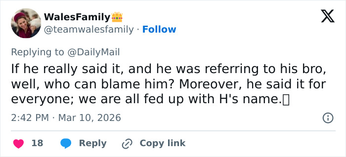 Screenshot of a tweet discussing lip reader revealing Prince William's tense words at royal family gathering.