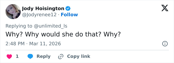 Tweet by Jody Hoisington reacting to a post, referencing cheerleader Laken Snelling&rsquo;s Snapchat history details.