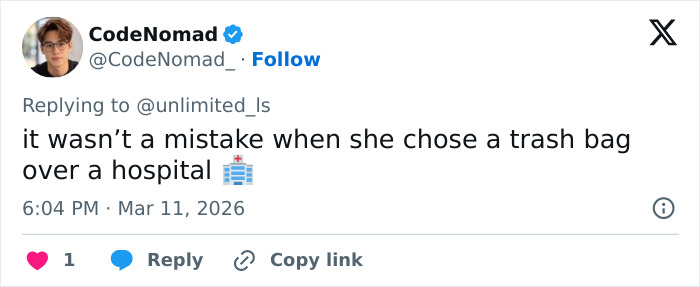 Tweet from CodeNomad about a controversial choice related to Cheerleader Laken Snelling&rsquo;s Snapchat history.