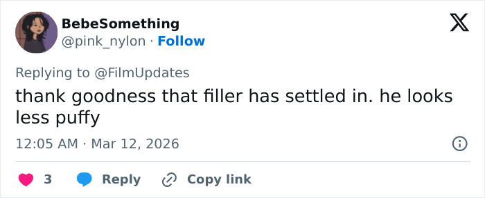 Tweet from user BebeSomething commenting on Ryan Gosling&rsquo;s appearance, mentioning his injector and facial changes.