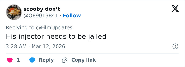 Screenshot of a tweet saying his injector needs to be jailed in a discussion about Ryan Gosling&rsquo;s premiere appearance.