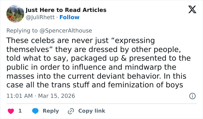 Depois de anos de acusações de queerbaiting, Harry Styles usou seu monólogo SNL para finalmente se manifestar Depois de anos de acusações de queerbaiting, Harry Styles usou seu monólogo SNL para finalmente se manifestar