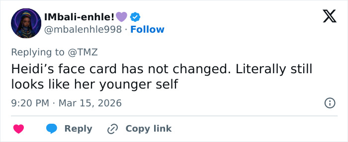 Depois daquela roupa viral de 'manequim' de látex, Heidi Klum muda as coisas no tapete vermelho do Oscar