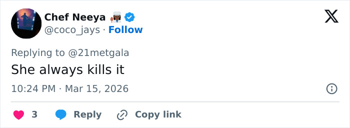 Twitter reply praising Demi Moore&rsquo;s Oscars look described as scary by a stylist, posted by Chef Neeya.