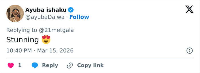 Screenshot of a tweet praising Demi Moore&rsquo;s Oscars look with a stylist exposing a scary troubling detail.