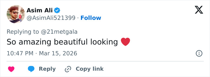Tweet by Asim Ali praising Demi Moore&rsquo;s Oscars look as beautiful, with a red heart emoji, posted March 15, 2026.