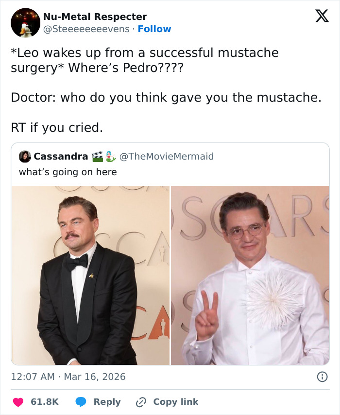 Tweet showing Oscars memes featuring Leonardo DiCaprio with a mustache and another man making a peace sign at the ceremony.