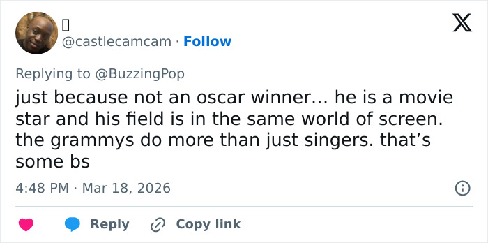 Tweet discussing Oscars exclusion of Eric Dane from in memoriam tribute, with Shonda Rhimes' defense of the decision.