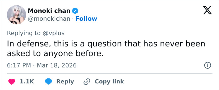 Tweet by Monoki chan responding to @vplus, discussing a unique question in relation to Craig Melvin’s awkward Today interview.
