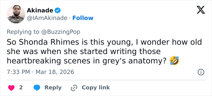 Tweet from Akinade discussing Shonda Rhimes' age related to writing Grey's Anatomy, referencing Oscars and Eric Dane exclusion.