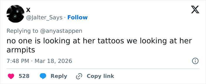 Tweet discussing Anya Taylor-Joy’s latest interview appearance, highlighting fans debating an odd detail noticed.