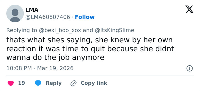 Tweet da ex-assistente de Kylie Jenner explicando o momento em que ela decidiu largar o emprego por perder a motivação. Tweet da ex-assistente de Kylie Jenner explicando o momento em que ela decidiu largar o emprego por perder a motivação.