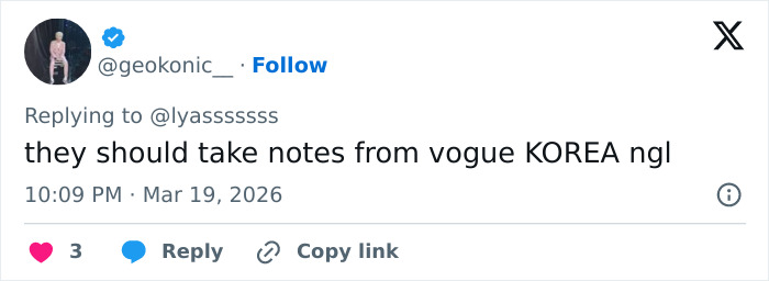 Tweet text shown on a social media platform, discussing Vogue Korea in response to a fan comment about Olivia Rodrigo’s Vogue cover. Tweet text shown on a social media platform, discussing Vogue Korea in response to a fan comment about Olivia Rodrigo’s Vogue cover.