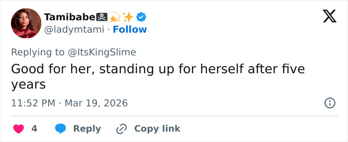 Tweet do usuário Tamibabe apoiando a ex-assistente de Kylie Jenner por se defender depois de cinco anos. Tweet do usuário Tamibabe apoiando a ex-assistente de Kylie Jenner por se defender depois de cinco anos.
