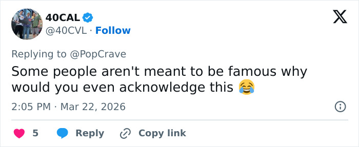 Screenshot of a tweet criticizing Chappell Roan amid backlash over Jude Law's 11-year-old daughter incident. Screenshot of a tweet criticizing Chappell Roan amid backlash over Jude Law's 11-year-old daughter incident.