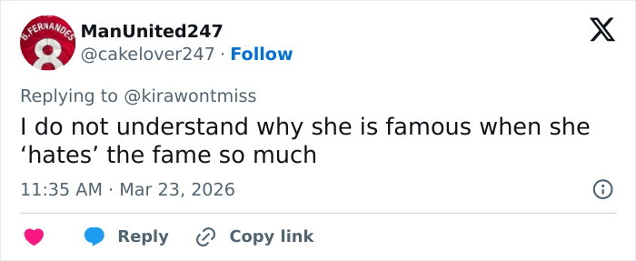 Tweet from ManUnited247 questioning why Chappell Roan is famous despite disliking fame. Tweet from ManUnited247 questioning why Chappell Roan is famous despite disliking fame.