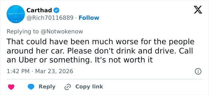 Tweet alertando contra beber e dirigir depois que uma mulher de 20 anos de Kentucky foi presa por dirigir em um incidente com uma multidão.