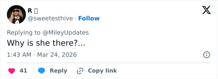 JoJo Siwa's Look For 'Hannah Montana' Special Sparks Debate After Her "Trad Wife" Transformation