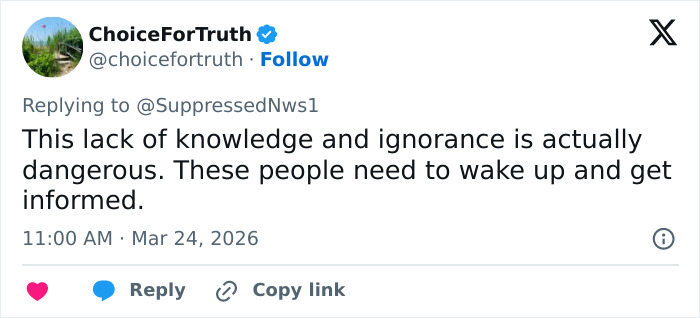 Tweet from ChoiceForTruth criticizing spring breakers for ignorance and lack of knowledge about the news in a viral video.