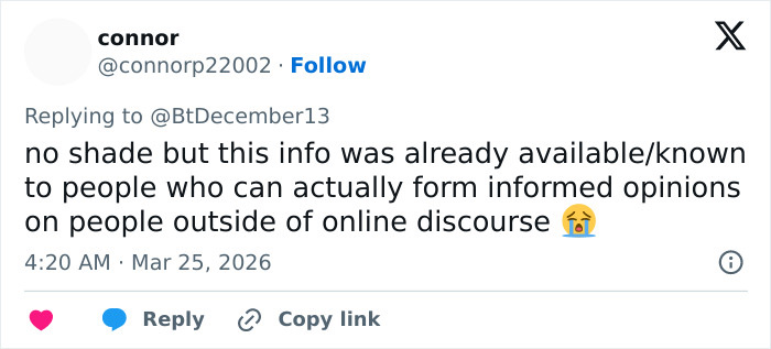 Tweet discussing Chappell Roan’s background and fans’ views on security guard’s treatment of Jude Law’s daughter in online discourse.