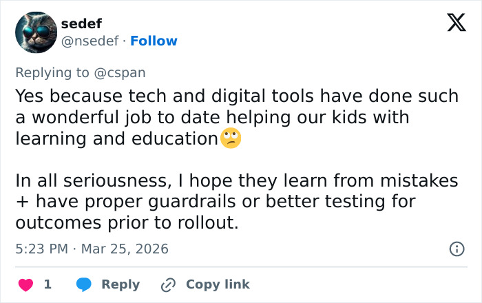 O momento de Melania Trump com o robô fez com que todos percebessem o mesmo detalhe estranho