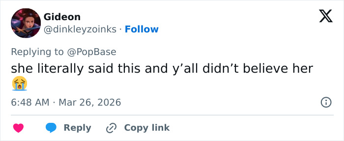 Screenshot of a Twitter reply highlighting a security guard at the center of Chappell Roan's incident with Jude Law's daughter.