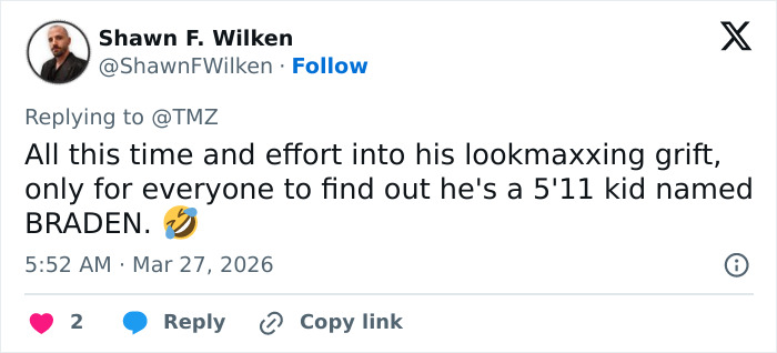 Screenshot of a tweet referencing looksmaxxing influencer Clavicular and his battery charges in Florida.