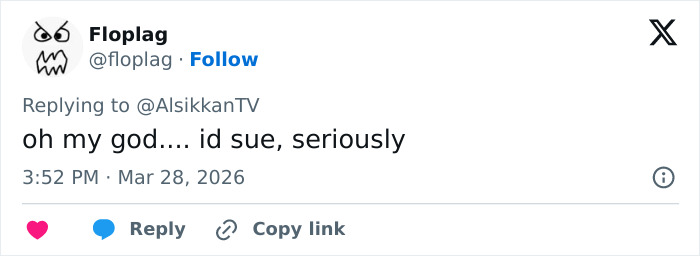 Tweet from user Floplag reacting to Barbie Dream Fest with frustration, expressing intent to sue over the experience.