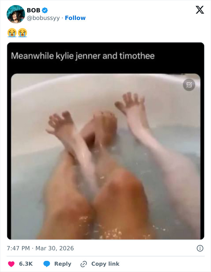 Two pairs of legs in a bathtub, illustrating fans baffled by Timothée Chalamet and Kylie Jenner’s relationship after beach snaps. Two pairs of legs in a bathtub, illustrating fans baffled by Timothée Chalamet and Kylie Jenner’s relationship after beach snaps.
