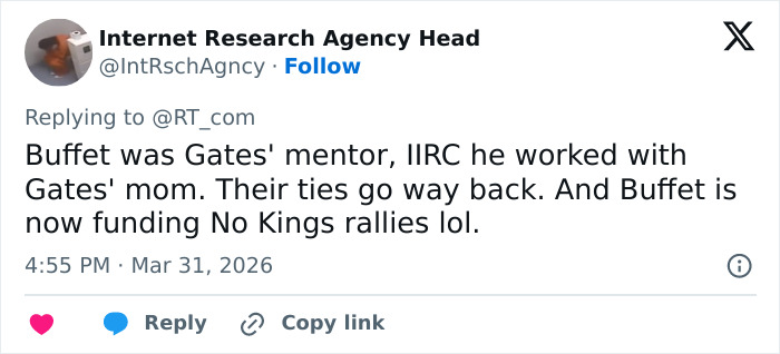 Warren Buffett’s Stunning Disclosure About His Relationship With Bill Gates Since Epstein Scandal Emerged