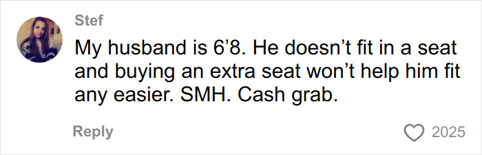 Plus‑Size Woman Goes Viral After Calling Out Airline For Forcing Her To Buy A Second Seat, Splits The Internet