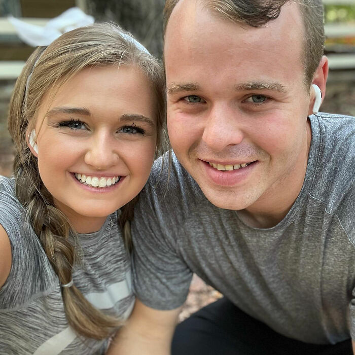 Insider revela suposto motivo pelo qual Kendra Duggar foi presa e pode pegar até 8 anos