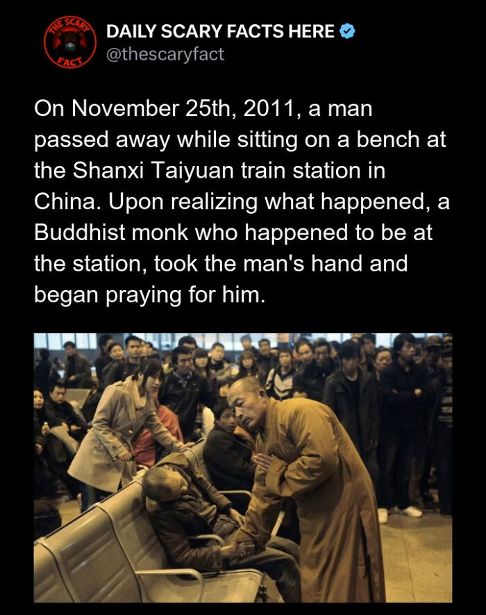 A Buddhist monk praying for a man who passed away at Shanxi Taiyuan train station, a daily scary fact to consider.