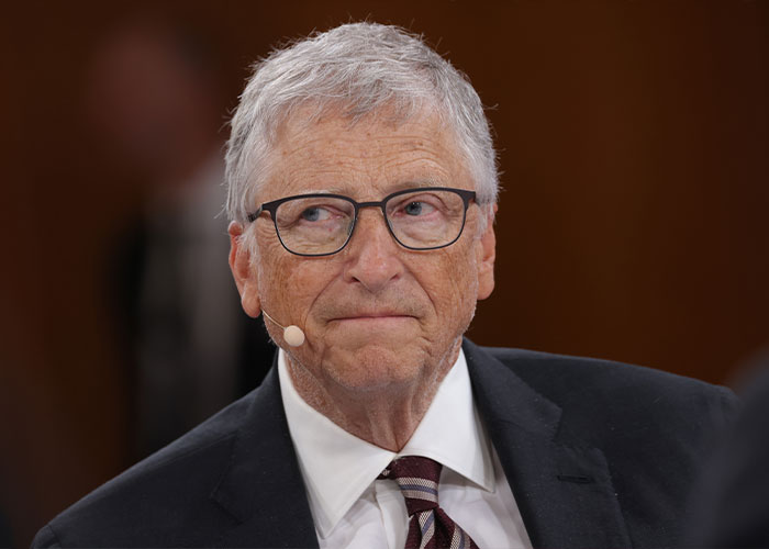 Warren Buffett’s Stunning Disclosure About His Relationship With Bill Gates Since Epstein Scandal Emerged