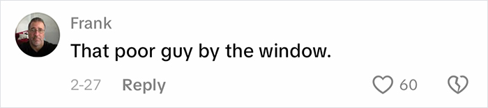 Woman Loses It After Getting Kicked Off Plane For Watching Videos Without Headphones