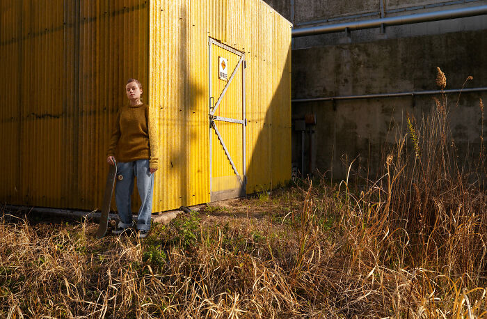 Artist Duo Creates Incredible Hand-Knitted Camouflage That Blends People Into Real Places (27 Pics)