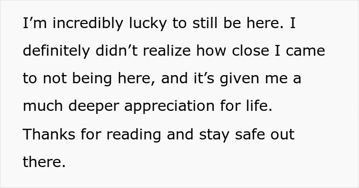 Mensagem de texto expressando gratidão pela vida depois de tossir sangue dias após um acidente de carro, pedindo aos outros que levem os acidentes a sério.