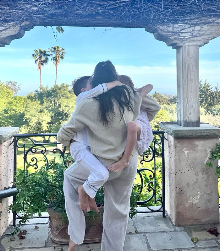 Os filhos de Meghan Markle travam seu novo vídeo, mas as pessoas descobrem detalhes estranhos que podem provar que é tudo "Encenado"