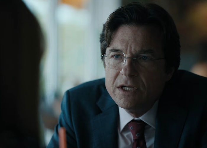 Linda Cardellini fala sobre experiência ‘estranha’ e ‘assustadora’ ao filmar cena íntima com Jason Bateman Linda Cardellini fala sobre experiência ‘estranha’ e ‘assustadora’ ao filmar cena íntima com Jason Bateman