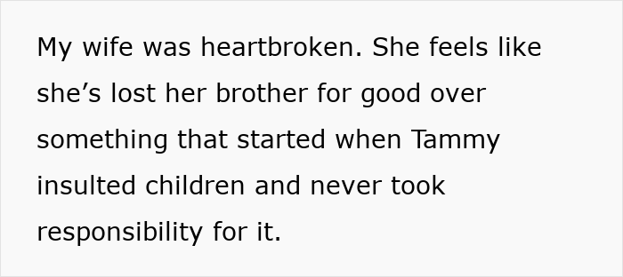 SIL Calls Kids "Misfits" At Family Photo Shoot, Mom's Hilarious Clapback Triggers A 10-Year Family Feud