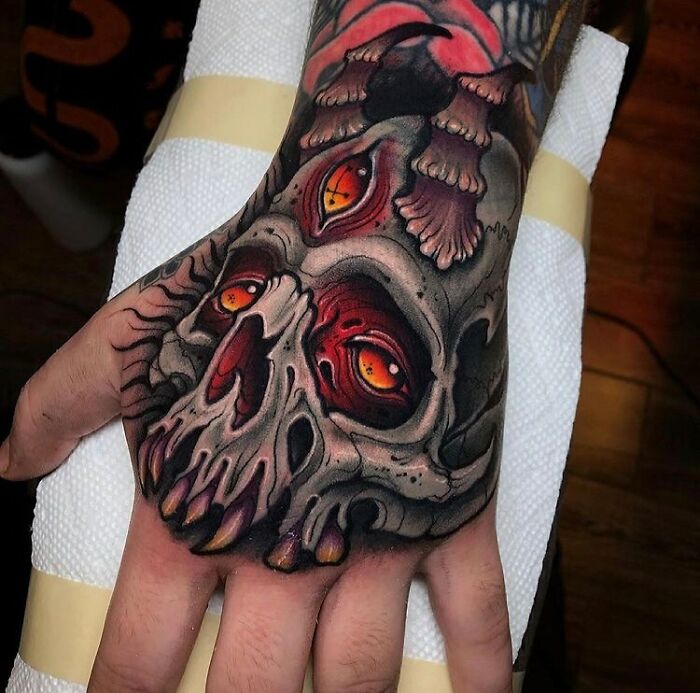 36 Eye-Catching Neo-Traditional Tattoos Shared By This Page