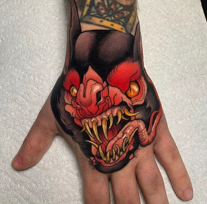 36 Eye-Catching Neo-Traditional Tattoos Shared By This Page