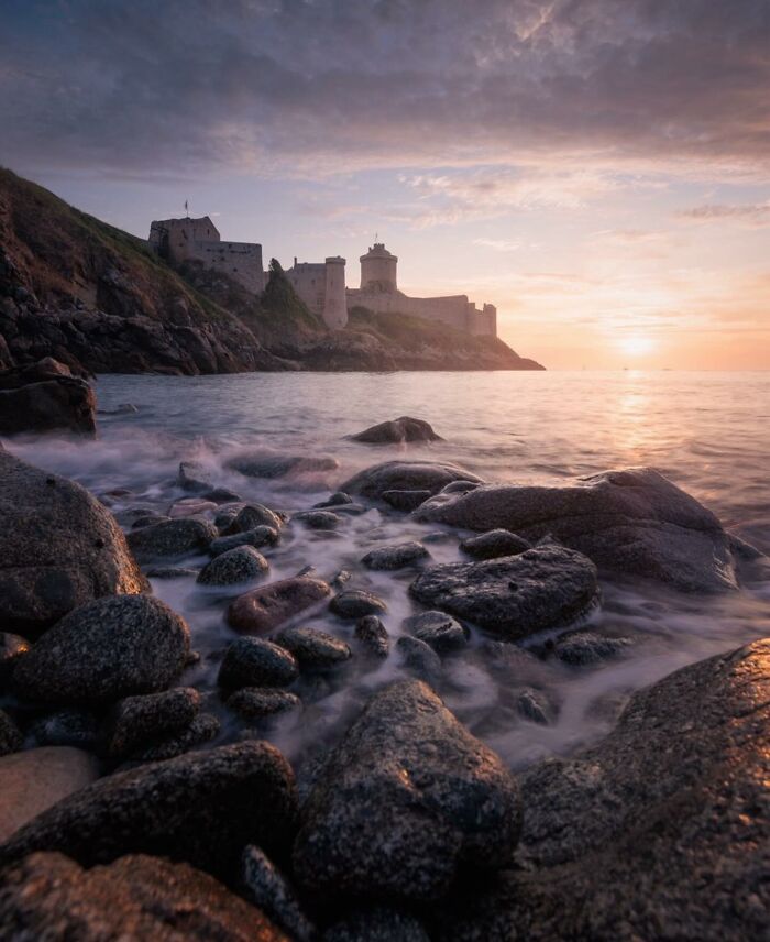 42 Beautiful Beach Photos Shared By This Page That Might Help You Mentally Escape To Summer