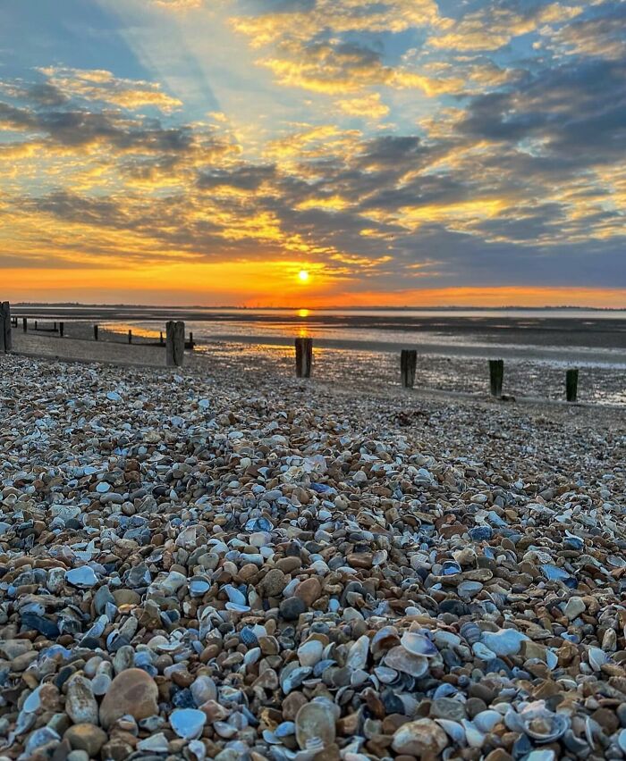 42 Beautiful Beach Photos Shared By This Page That Might Help You Mentally Escape To Summer