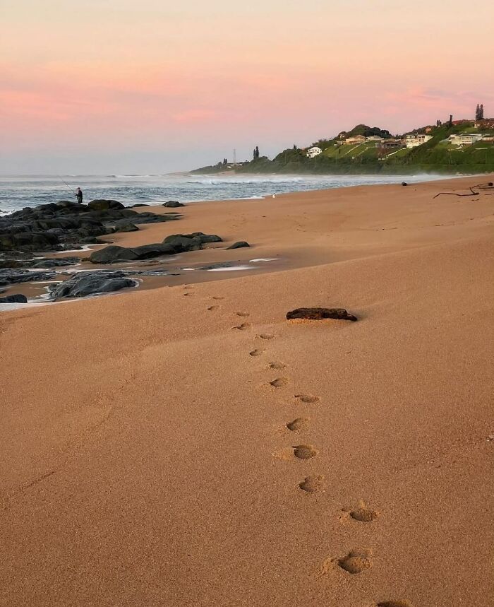42 Beautiful Beach Photos Shared By This Page That Might Help You Mentally Escape To Summer