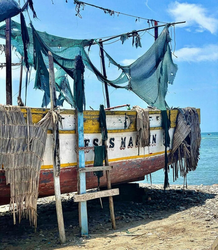 42 Beautiful Beach Photos Shared By This Page That Might Help You Mentally Escape To Summer