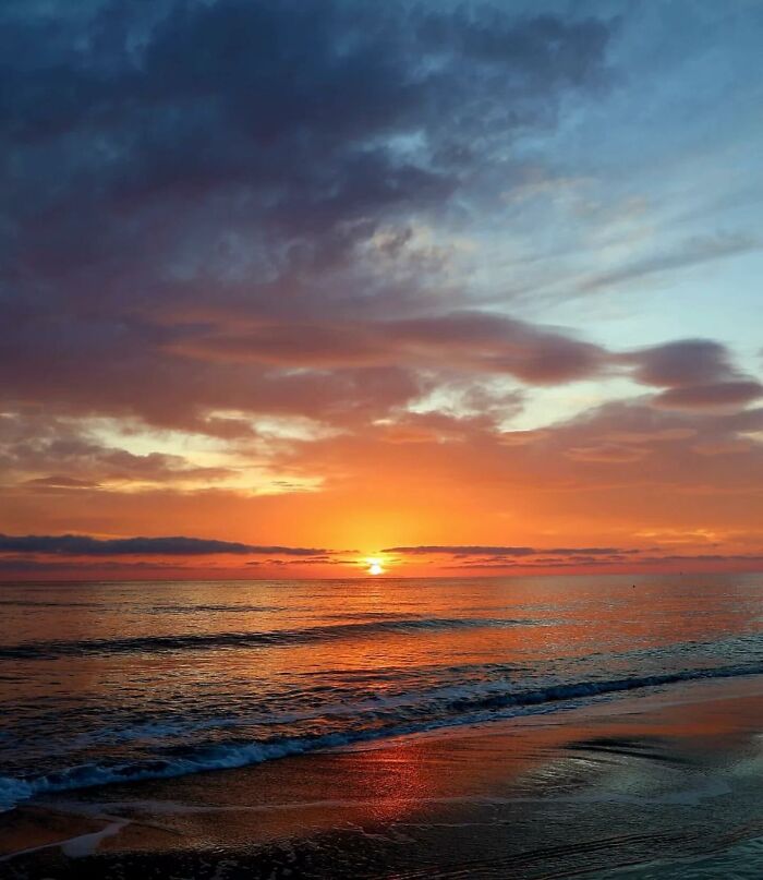 42 Beautiful Beach Photos Shared By This Page That Might Help You Mentally Escape To Summer