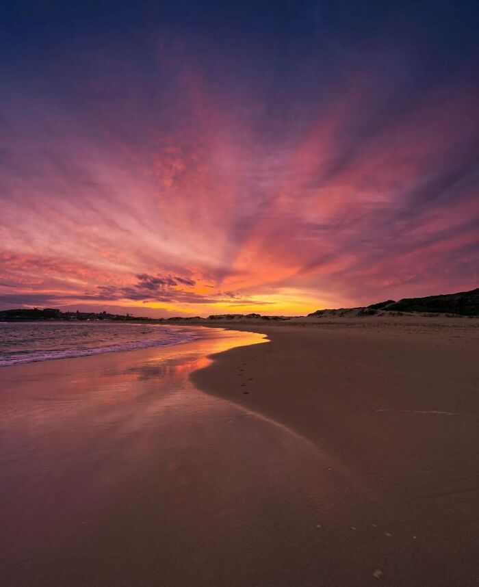 42 Beautiful Beach Photos Shared By This Page That Might Help You Mentally Escape To Summer
