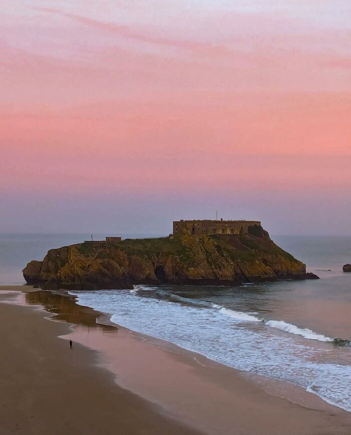 42 Beautiful Beach Photos Shared By This Page That Might Help You Mentally Escape To Summer